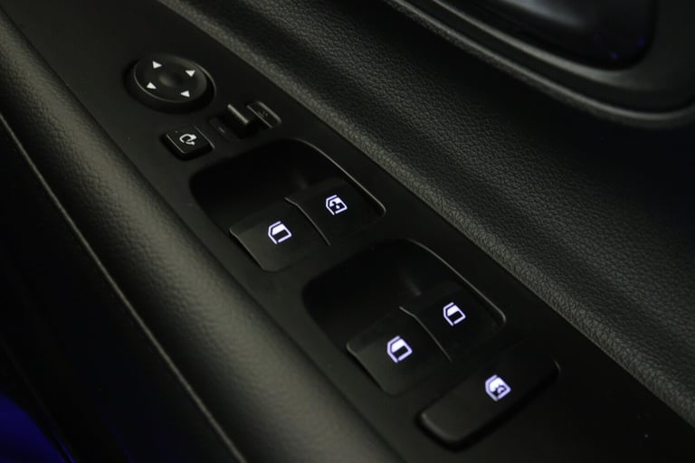 2023 Hyundai i20 1.0T GDi 48V MHD Premium 5dr DCT Hatchback Petrol Automatic