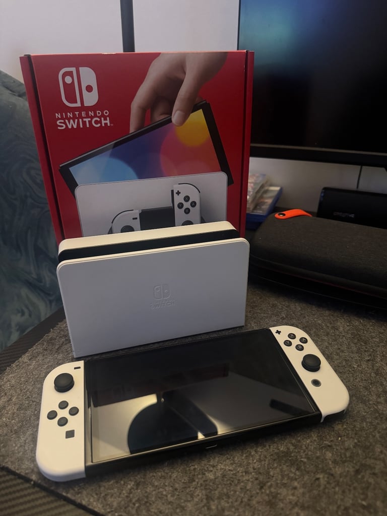 image for Nintendo switch OLED 1 week old for sale