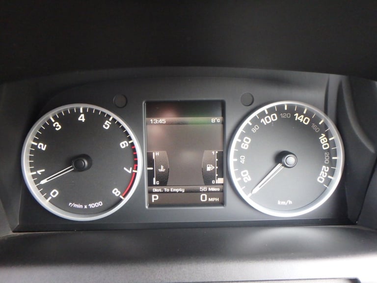 2011 Land Rover Discovery 4  5.0 V8 Petrol Automatic ... 7 Seater 4x4 Petrol Automatic