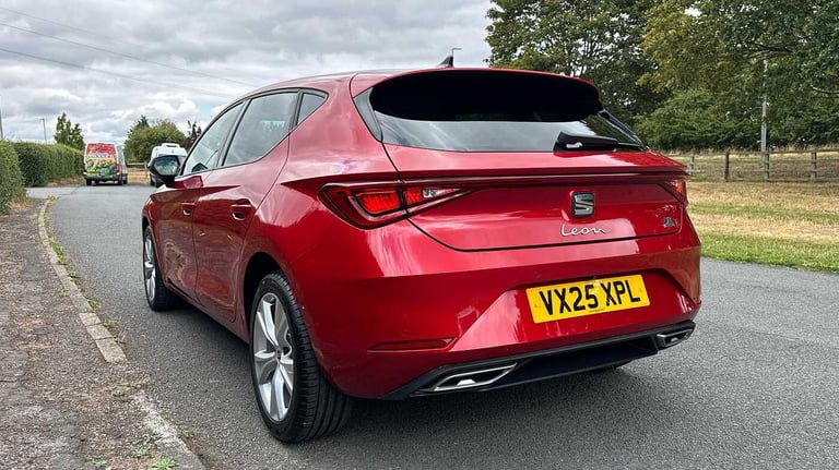 2025 SEAT Leon 1.5 e-Hybrid FR 5dr DSG (DAP) Hatchback Hybrid Automatic