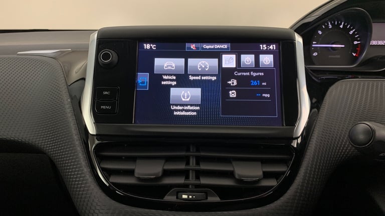 2016 Peugeot 208 1.2 PureTech XS White Hatchback 5dr Petrol Manual Euro 6 (82 ps) Hatchback Petro...