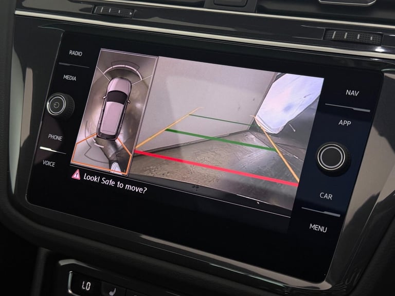 2020 Volkswagen Tiguan 2.0 TSi 230 4Motion SEL 5dr DSG ESTATE PETROL Automatic