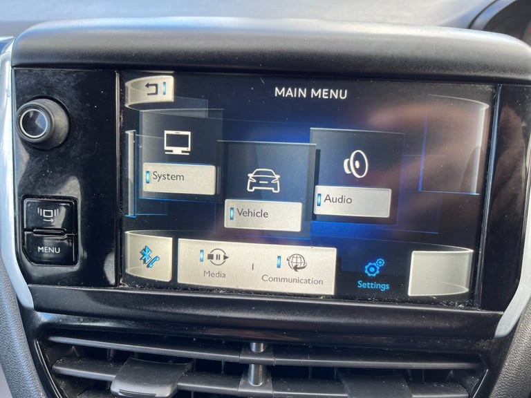 2014 Peugeot 208 ACTIVE 5-Door Petrol