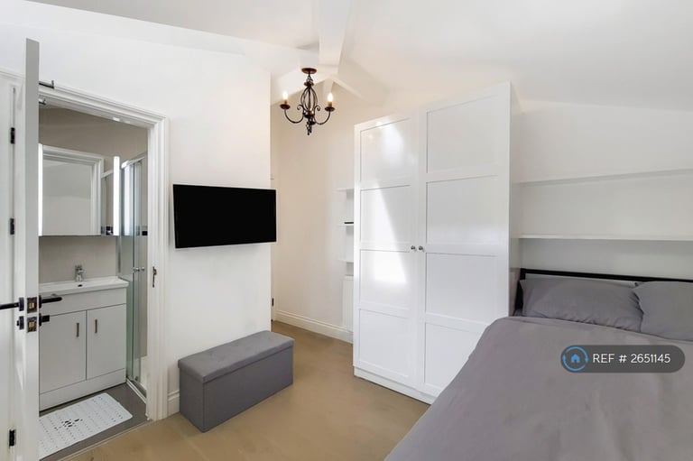 Studio flat in Westbourne Terrace, London, W2 (#2651145)