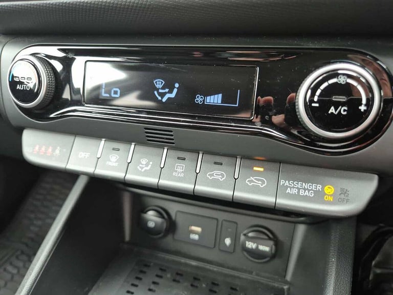 2023 Hyundai KONA 1.0 TGDi 48V MHEV Premium 5dr HYBRID ELECTRIC Manual