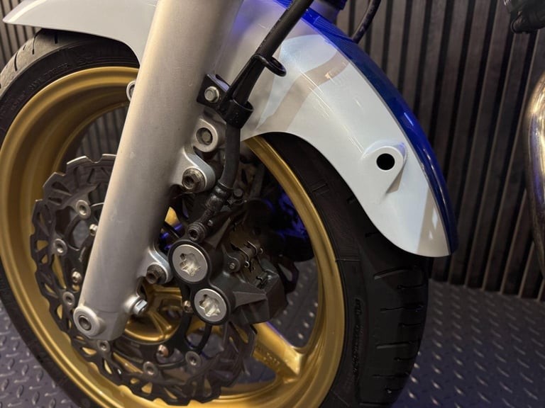 2009 Yamaha XJR1300 09