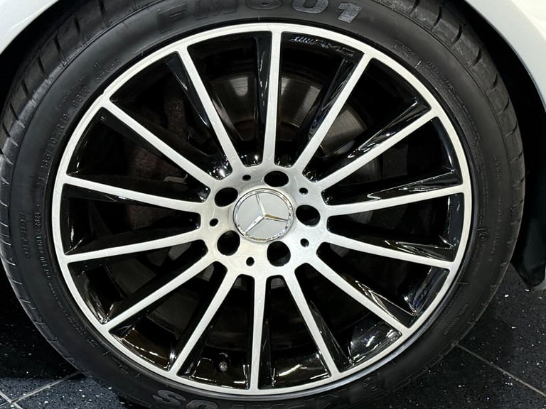 2010 Mercedes-Benz E Class 3.0 E350 CDI V6 BlueEfficiency Avantgarde G-Tronic Euro 5 5dr ESTATE D...