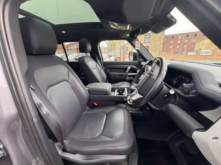 2023 Land Rover Defender 110 2.0 P400e 15.4kWh X-Dynamic SE Auto 4WD Euro 6 (s/s) 5dr ESTATE Petr...