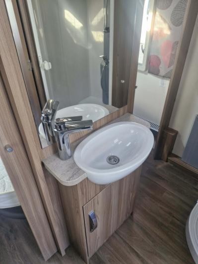 2018 Swift Challenger 560 Used Caravan