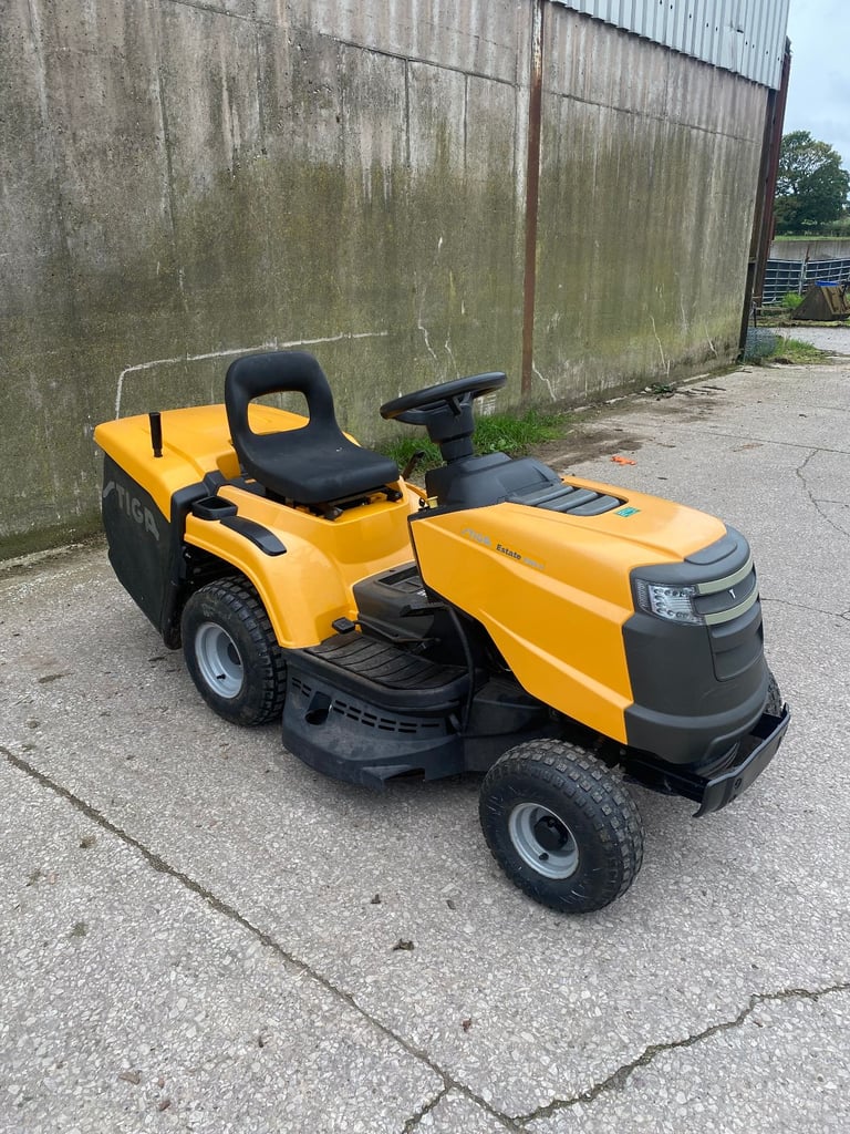 STIGA ESTATE 3084H RIDE ON MOWER FOR SALE.