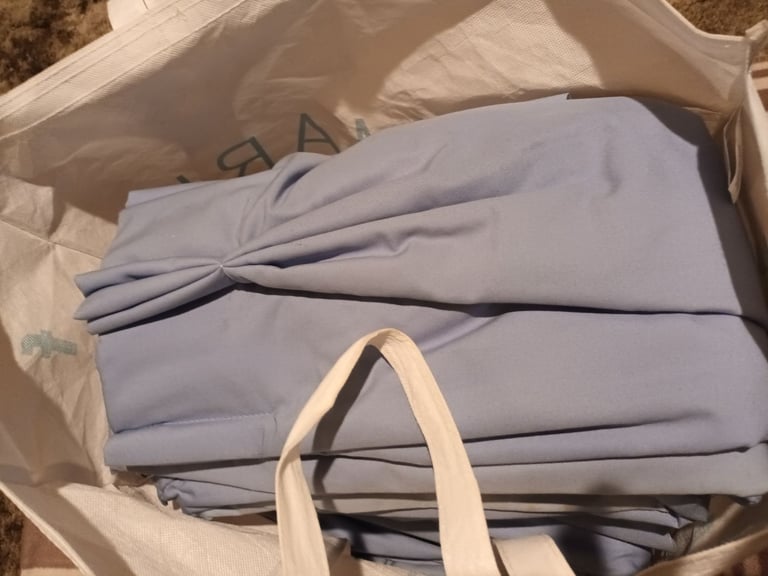 2 pair's of Curtains. 