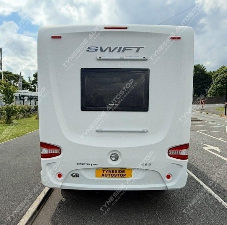 2017 17 FIAT DUCATO SWIFT ESCAPE 685 6 BERTH MOTORHOME DIESEL