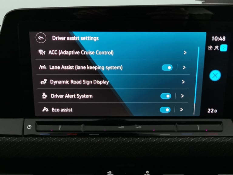 2023 Volkswagen Golf 1.5 TSI R-Line Hatchback 5dr Petrol Manual Euro 6 (s/s) (130 ps) - LED - HE ...