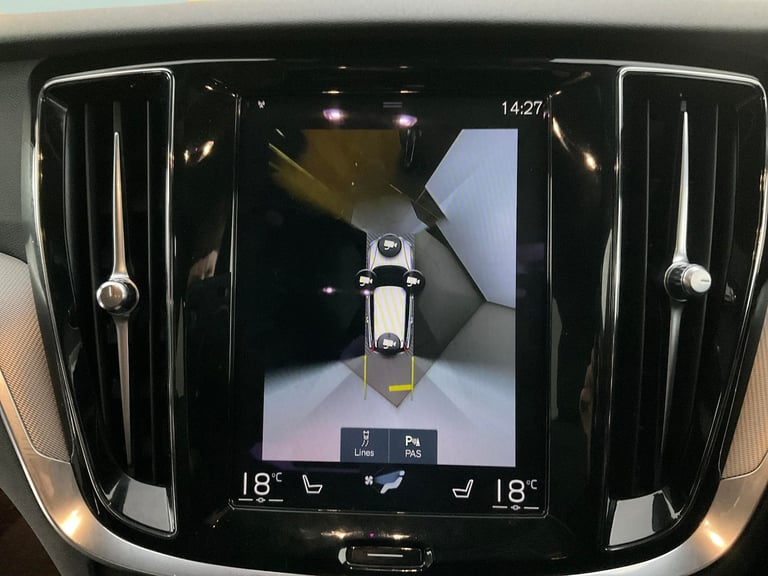 2021 Volvo V60 2.0 B3 MHEV R-Design Estate 5dr Petrol Hybrid DCT Auto Euro 6 (s/s) (163 ps Estate...