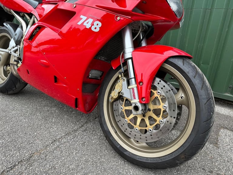 Ducati 748 BP Red 2000 Model 11000 miles Excellent History Belts Changed Termis