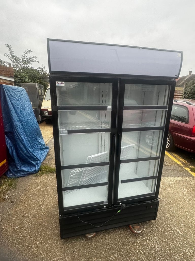 Commercial fridge freezer display cafe shop restaurant takeaway 