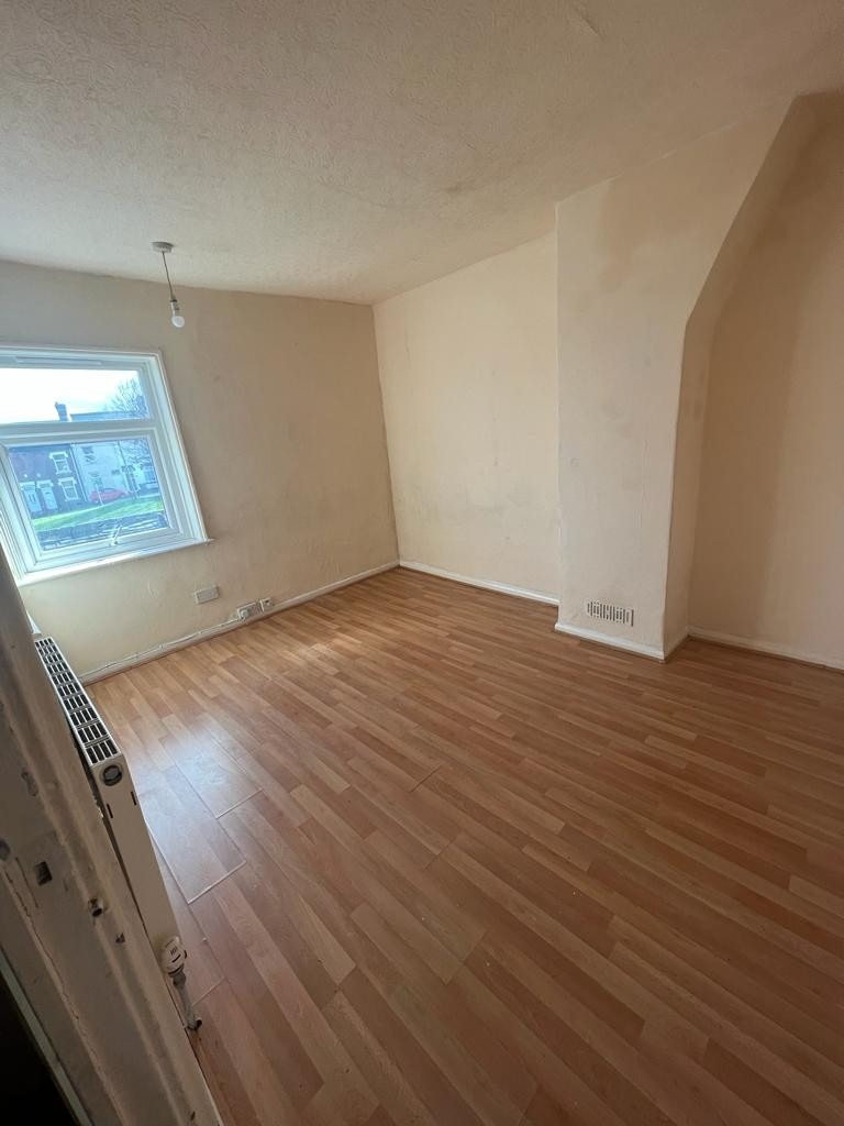 **LET BY** 2 BEDROOM HOME - BROOM STREET - NO DEPOSIT