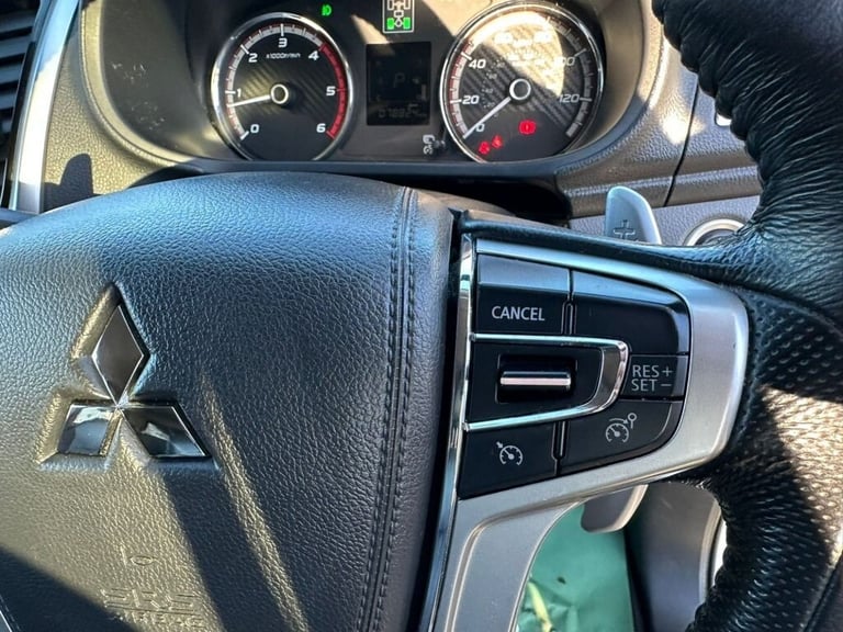 2019 Mitsubishi L200 2.4 DI-D 4WD WARRIOR DCB 178 BHP PICK UP Diesel Automatic