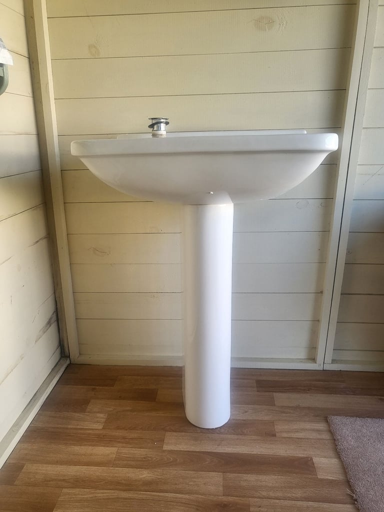 Duravit Pedestal Sink