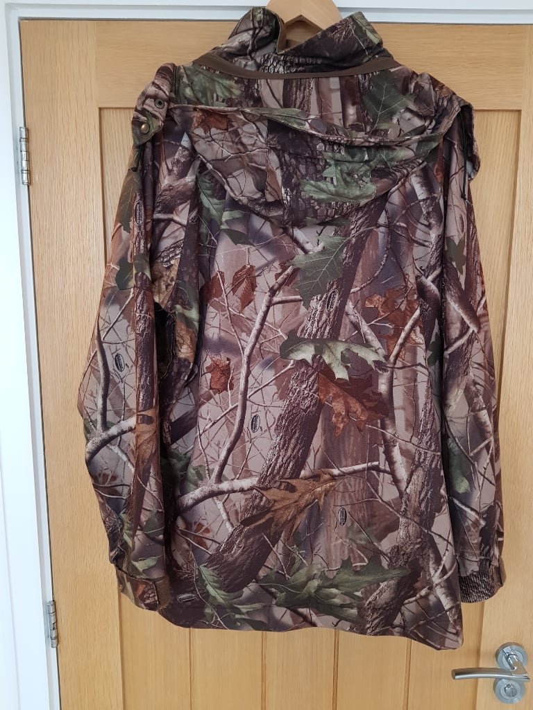 image for Whitewater Realtree Hardwoods Timber Jacket (Medium)