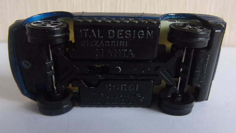 Corgi rockets Italian designer Bizzarrini & Mercedes C1113 die cast toys 1970's
