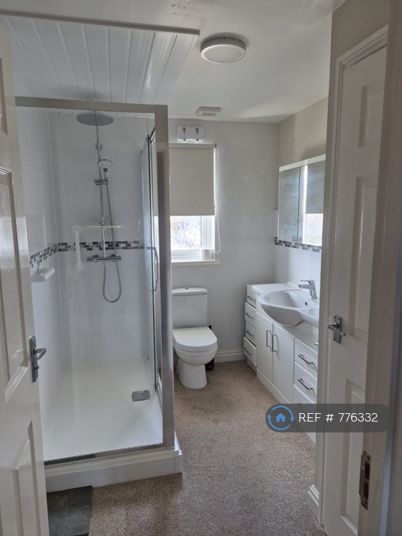 2 bedroom flat in Chatsworth Mews, Sandown, PO36 (2 bed) (#776332)