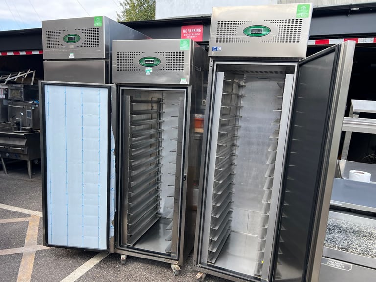 HIGH QUALITY FREEZER OR FRIDGE FOSTER BAKERY CHICKEN SHOP CATERING COMMERCIAL SHOP