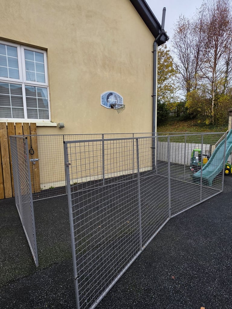 Dog Pen Cage Kennel Run Box Animal Enclosure Chicken Run On Wheels And Hinged Door