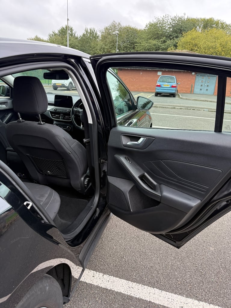 Ford Focus 2019 1.0 Titanium, Hatchback, 2019, Manual,) 5 door