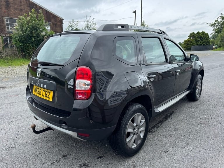 2016 Dacia Duster 1.5 dCi Laureate SUV 5dr Diesel Manual 4WD Euro 6 (s/s) (110 ps) HATCHBACK Dies...