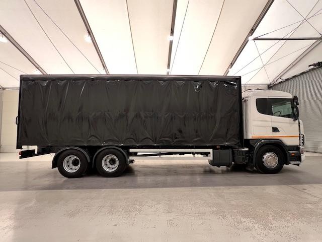 Scania 114 340 6x2 10 Tyre Sleeper Cab Curtainsider