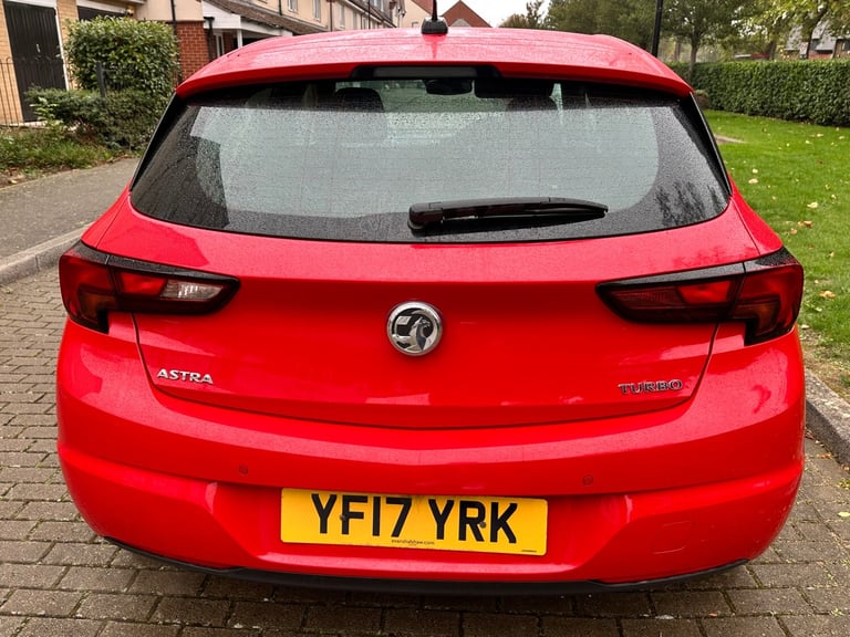2017 Vauxhall Astra 1.4T 16V 150 SRi 5dr Auto HATCHBACK Petrol Automatic