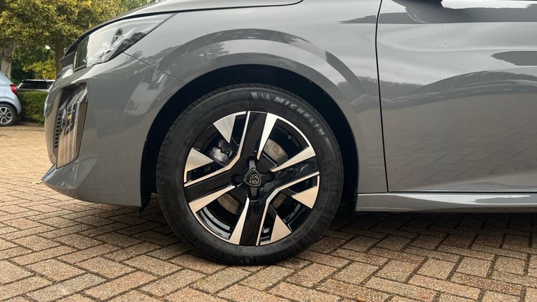 2024 Peugeot 208 1.2 PureTech Allure Hatchback 5dr Petrol Manual Euro 6 (s/s) (100 ps) Hatchback ...