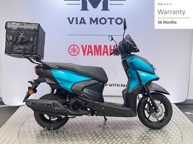 YAMAHA  RAYZR 125