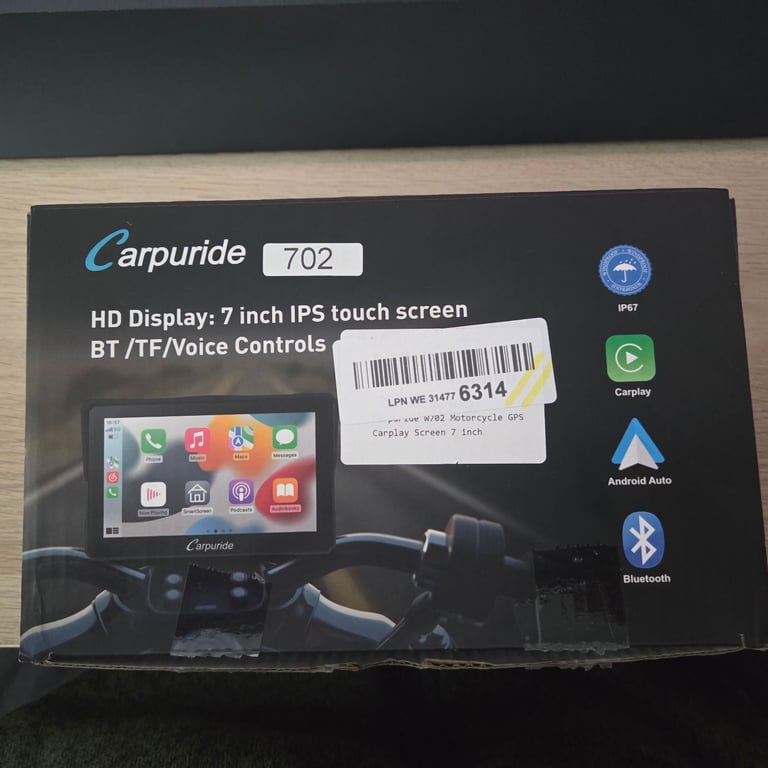 image for Carpuride W702
