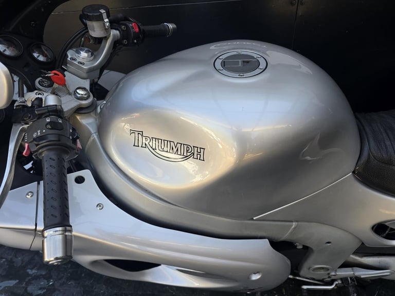TRIUMPH SPRINT ST 955i TRADE SALE HPI CLEAR 