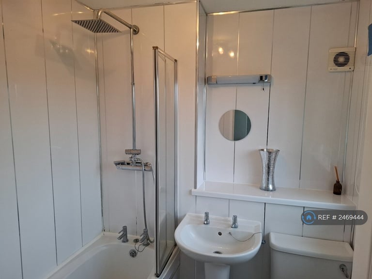 3 bedroom house in Windsor Gardens, Herne Bay, CT6 (3 bed) (#2469444)