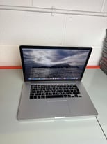 Apple MacBook 15.4 inch Pro intel i7 Quad 16GB Ram 512GB SSD Super