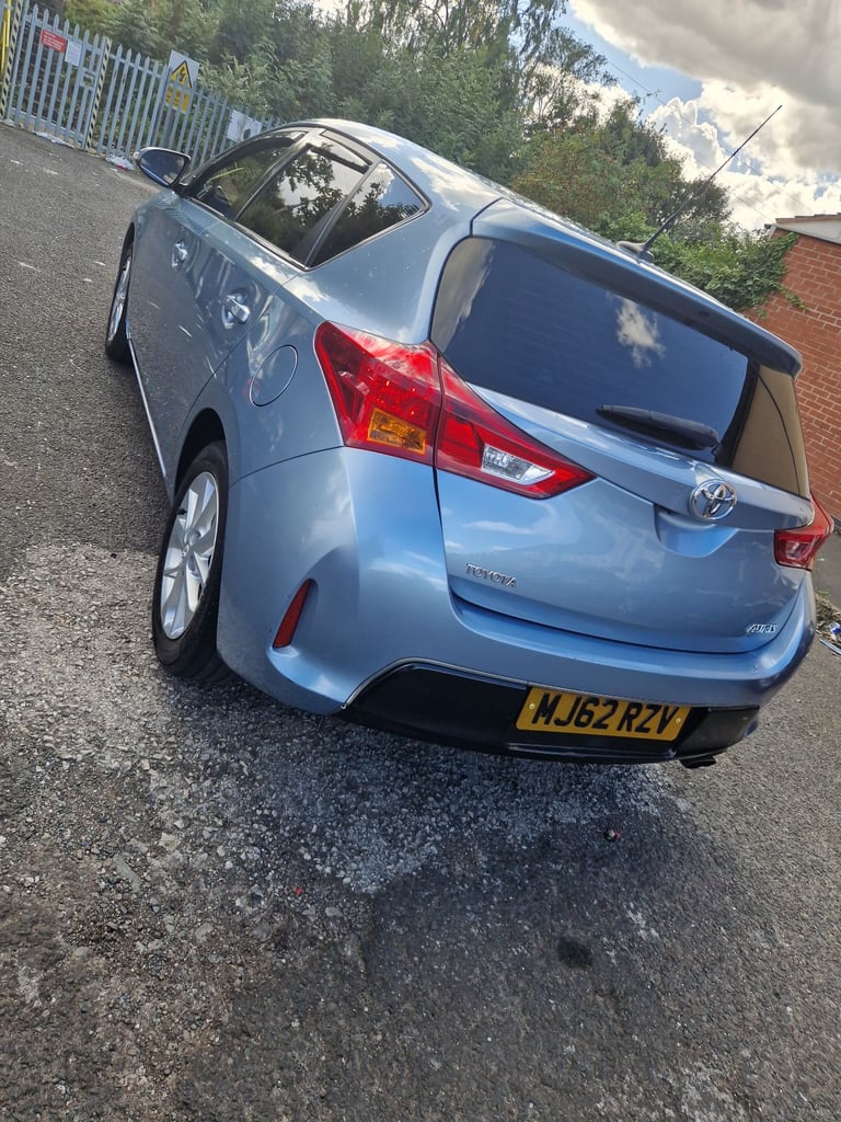 BARGAIN, Toyota, AURIS, Hatchback, 2013, Manual, 1598 (cc), 5 doors