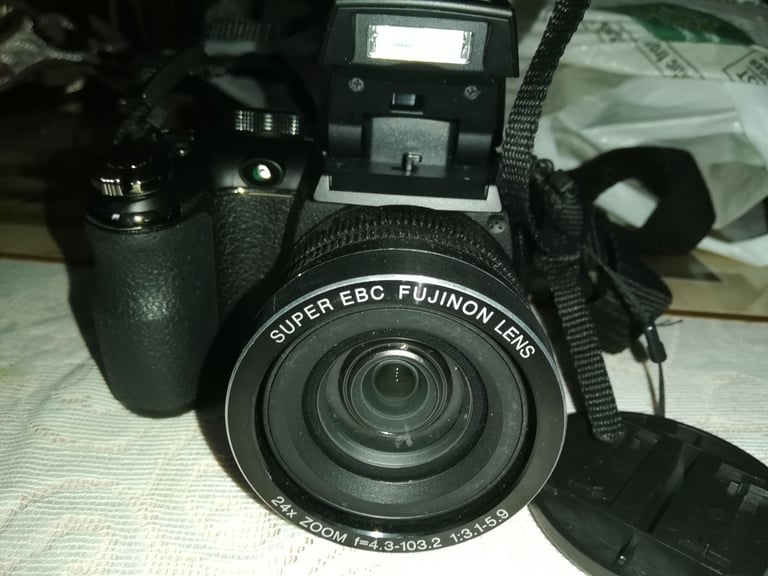 Digital camera