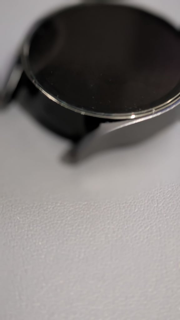 Samsung Galaxy Watch 6 40mm Bluetooth in Graphite