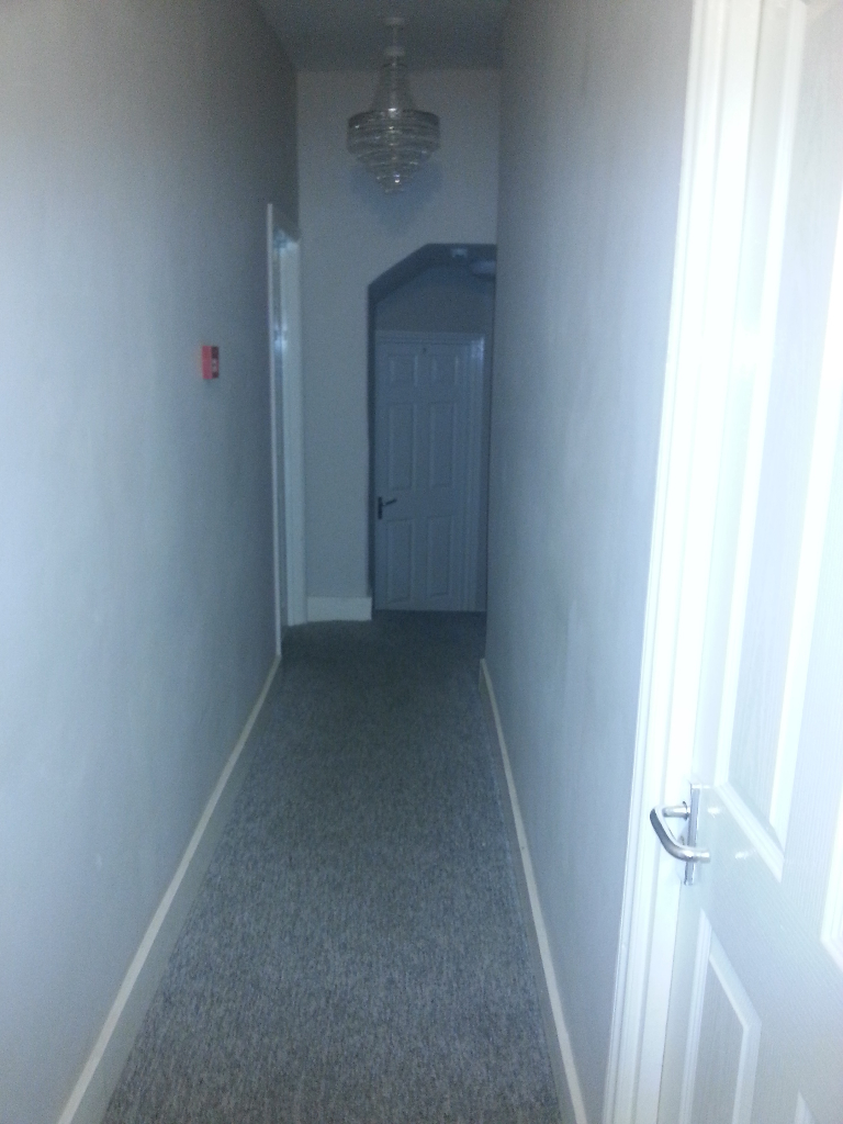 Bedsit to rent with own shower and toilet in Hertford rd N9 7EL