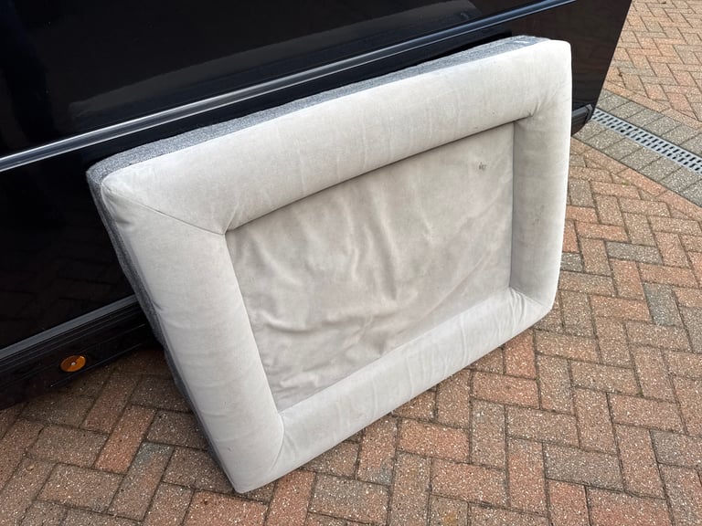 Barney Dog Bed Large