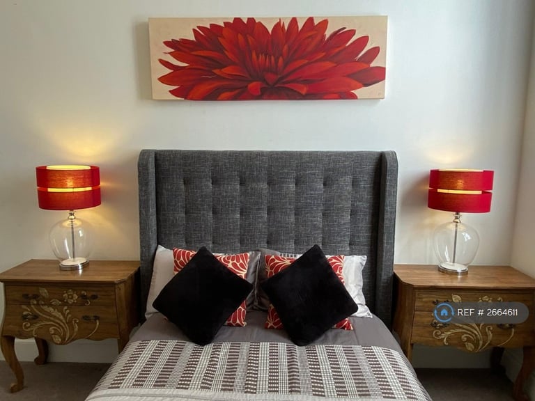 2 bedroom flat in St. Nicholas Chambers, Newcastle Upon Tyne, NE1 (2 bed) (#2664611)