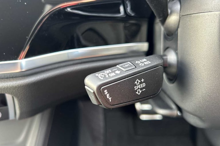 2025 Audi Q3 35 TFSI S Line 5dr S Tronic (Leather) SUV Petrol Automatic