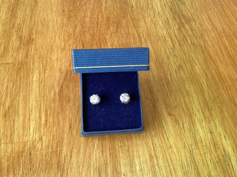 Sterling Silver Earrings Cubic Zirconia Stones Boxed Gift Present