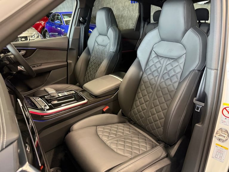 2025 Audi SQ7 4.0 TFSI V8 Black Edition SUV 5dr Petrol Tiptronic quattro Euro 6 (s/s) (50 ESTATE ...