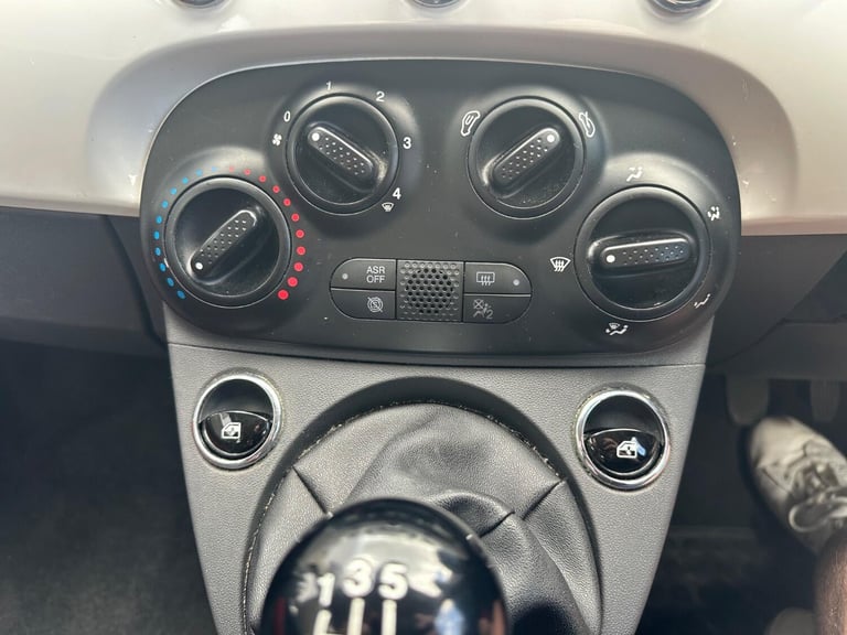 FIAT 500 1.2 500 My17 1.2 69hp Pop White Manual Petrol 2016