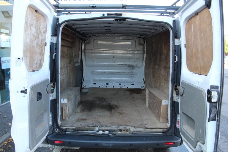 2006 Nissan Primastar SE 2900 LWB DCI SHR Panel Van Diesel Manual