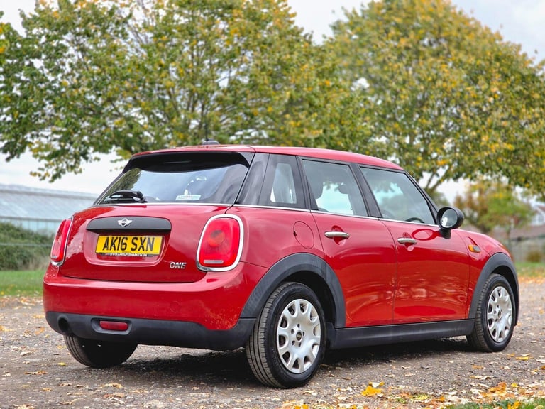 2016 MINI Hatch 1.2 One Auto Euro 6 (s/s) 5dr HATCHBACK Petrol Automatic